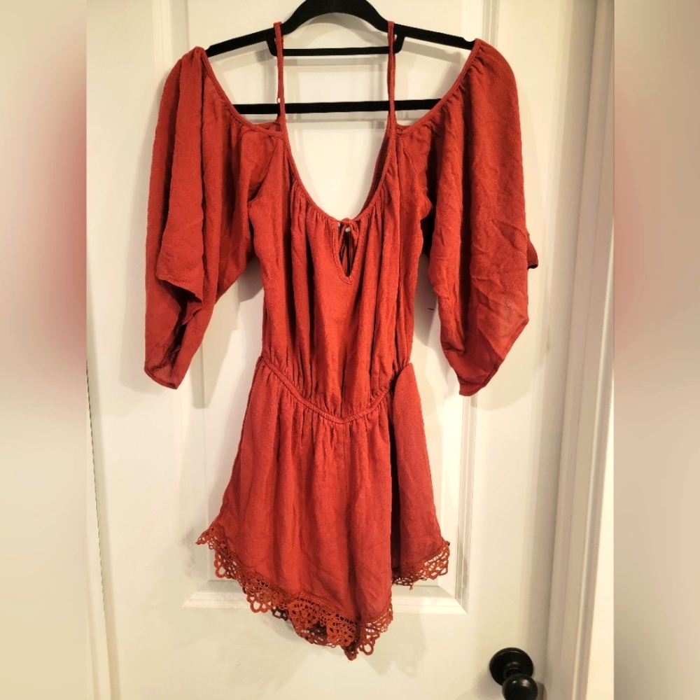 Lace detail romper